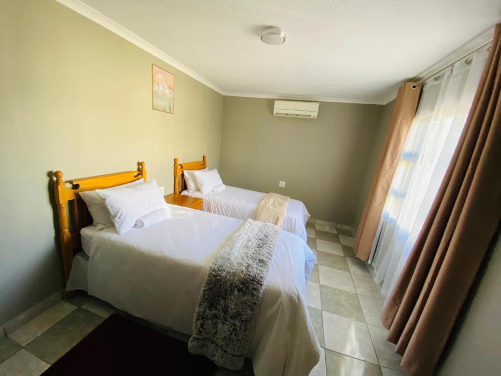 Xaba Guest Lodge Richards Bay Esterno foto